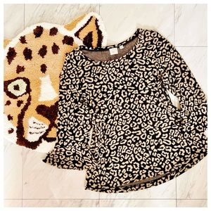 Postmark Anthro Leopard Print Flounce Flutter Sleeve Sweater Size Medium